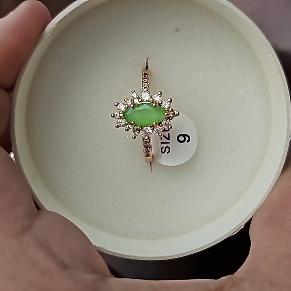 Ring - Picture 2 of 3